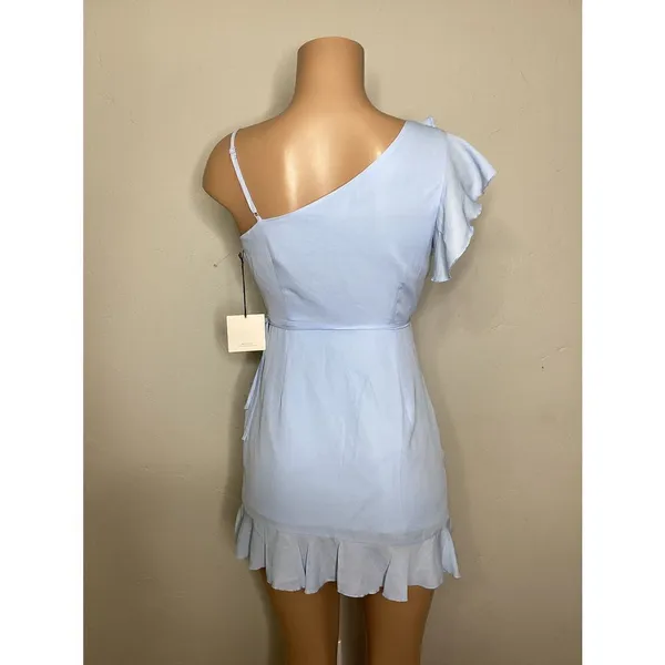 New. SUPERDOWN light blue wrap dress - Image 12