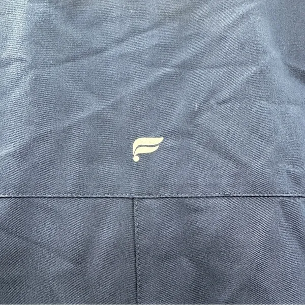 Fabletics Method 2-Pocket Scrub Top in Navy Blue Size S - Image 7