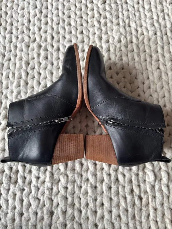Madewell The Brenner Boot, Black Leather - 7.5 - Image 4