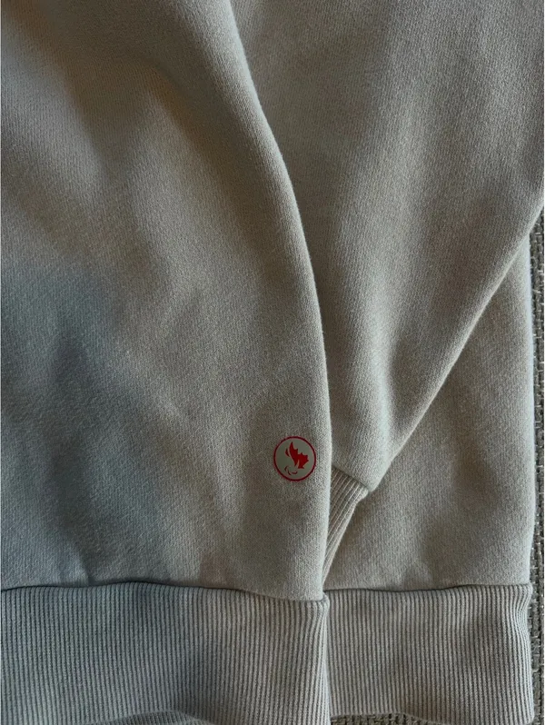 Lululemon Canada Crewneck Sweatshirt - Image 3