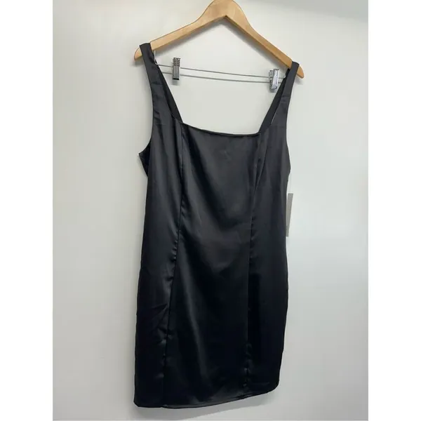 AQUA Mini‎ Satin Dress Size Large Black Square Neck Sleeves Exclusive NWT - Image 4