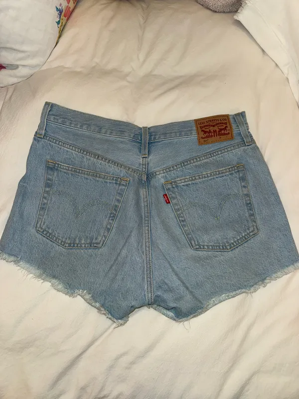 Levi’s 501 Shorts - Image 2