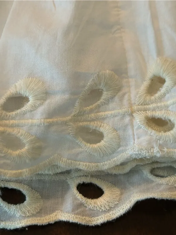 American Eagle Outfitters White Eyelet Hem Tiered Mini Skirt medium - Image 3