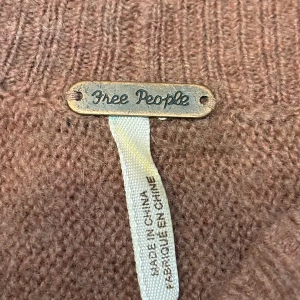Free People Soft Mauve Knit Cardigan Wool and Alpaca Blend. Size M - Image 7