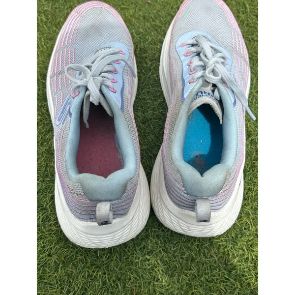 Skechers GOrun Max Cushioning Delta Womens 8.5 Blue Pink Running Shoes - Image 9