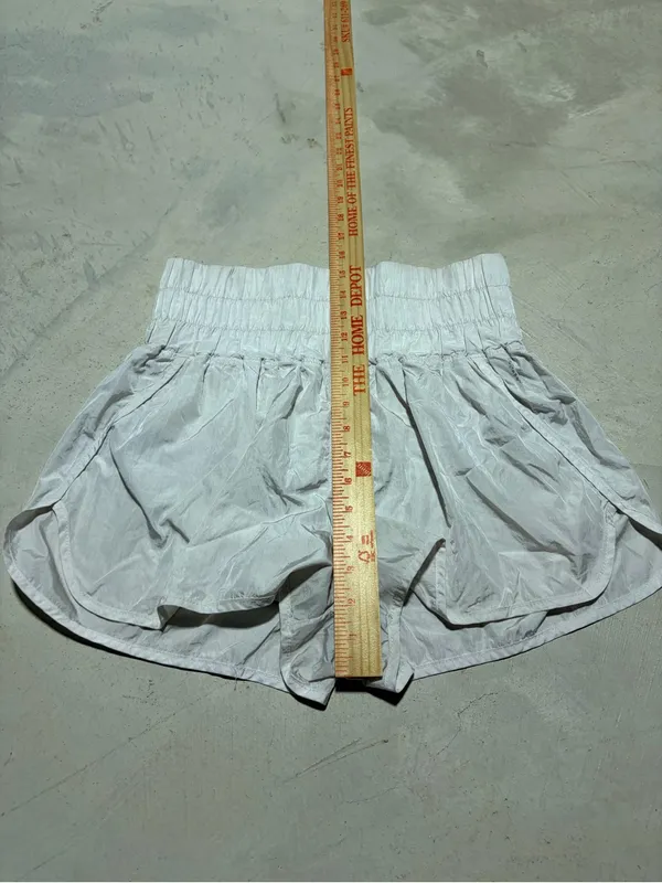 Free people FP movement Lightweight White Women's Elastic-Waist Shorts large - Image 7