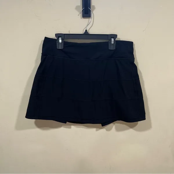 Lululemon Pace Rival Skirt Womens size 6 Skort Black Polyester Gym Stretch EUC - Image 3