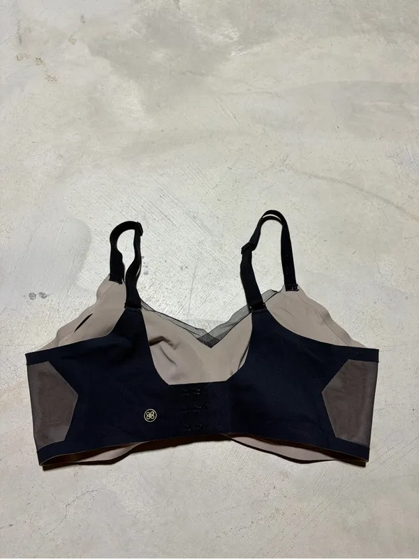 Honeylove Black crossover bra large - Image 7