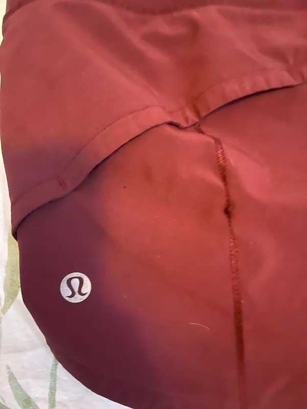 Lululemon Speed Up Shorts 2.5 - Image 3