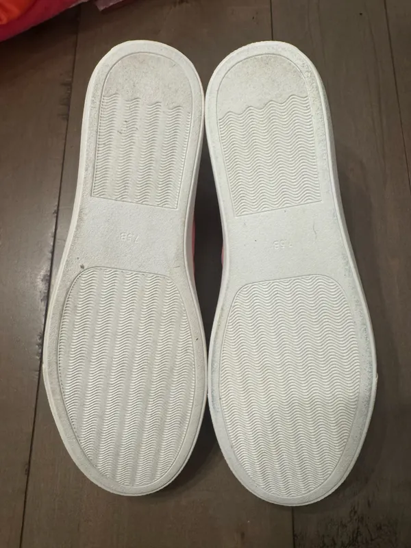Kate Spade Size 7.5 Lance Pink Ruffle Slip-On Sneakers Tennis Shoes - Image 6