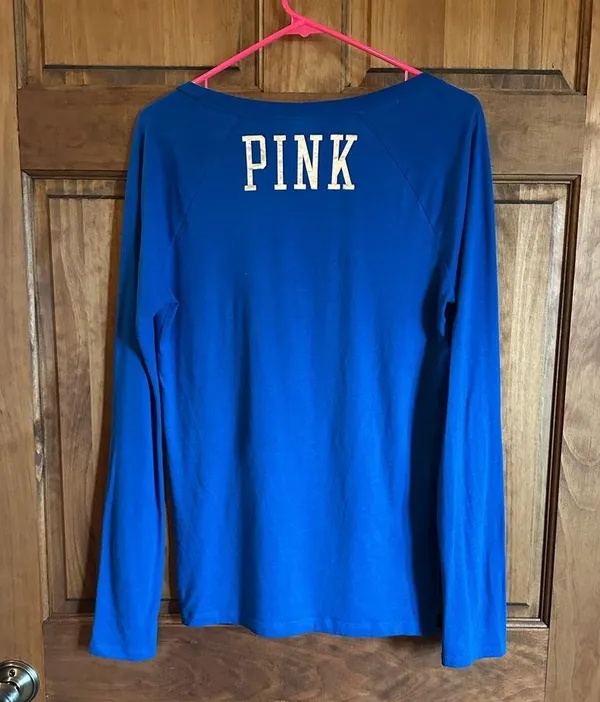 Victoria’s Secret pink Detroit Lions, NFL long sleeve shirt, size medium! - Image 3