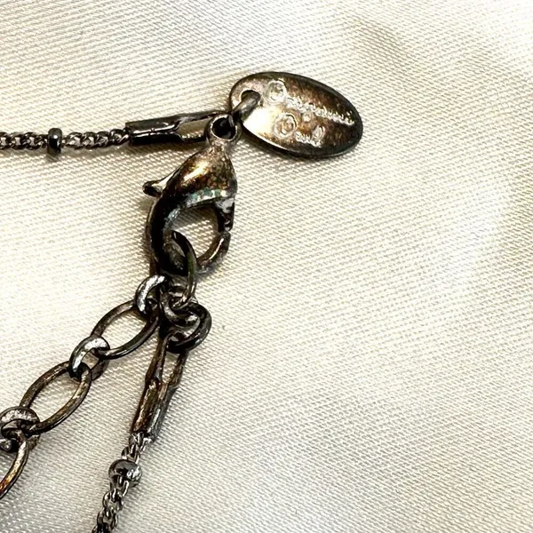 Origami Owl silver tone apple S locket necklace - Image 5