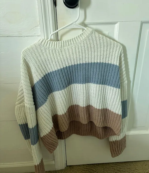 Sweater - Image 2