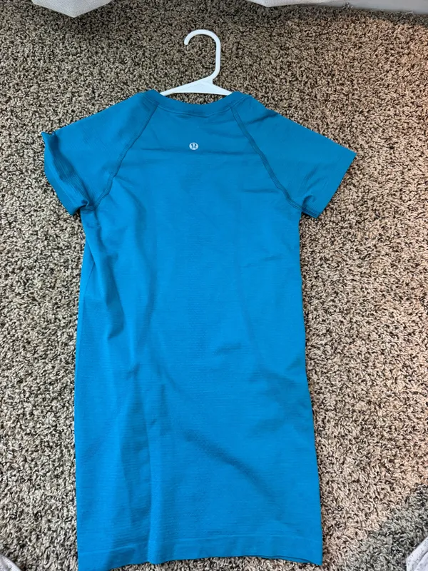 Lululemon Swiftly Tech Short Sleeve - Image 2