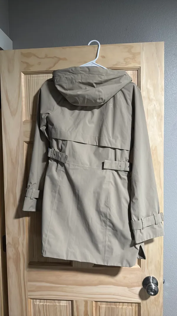 The North Face City Breeze Rain Jacket - Image 4