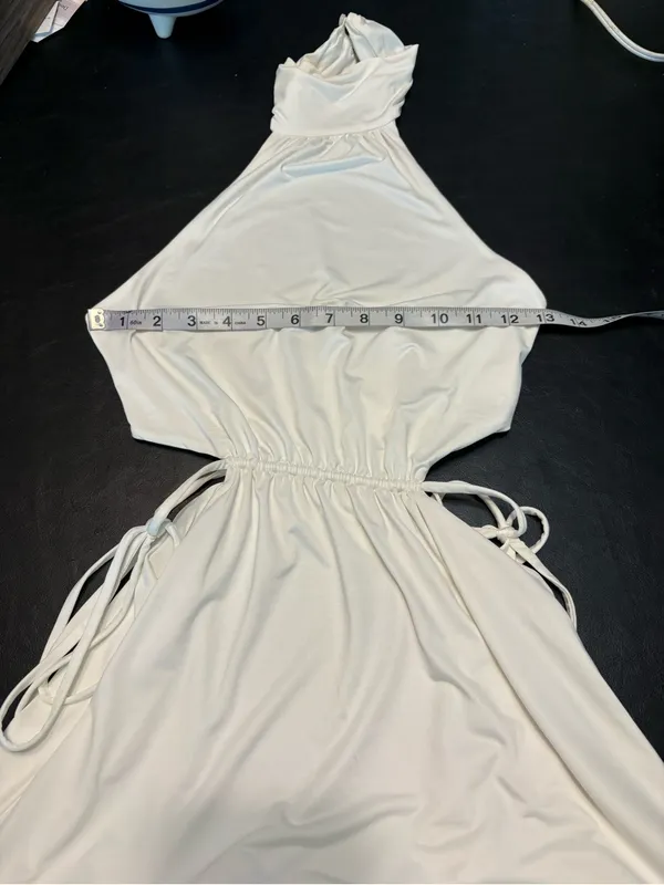 Oh Polly White Halter Neck with Side Cutouts and Ties. Size 6 - Image 7