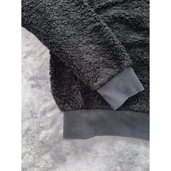 Lululemon Women's Oh So Sherpa Half Zip Black Size 6 - Image 3