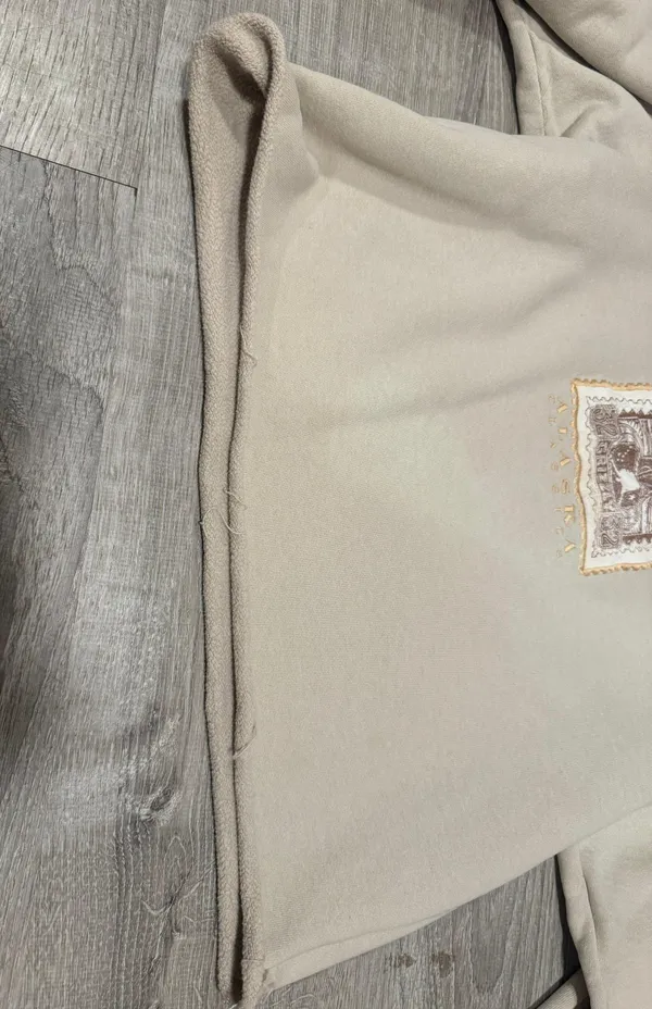 Alaska Crewneck Tan Size M - Image 4