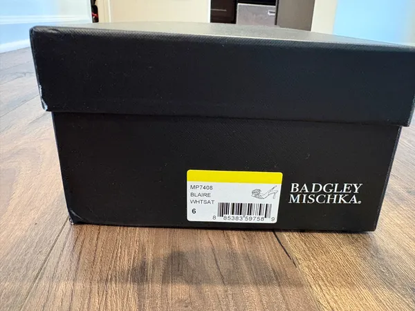 Badgley Mischka Blaire Heels - Image 7