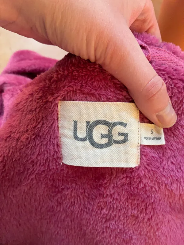 UGG Robe Small - Image 3