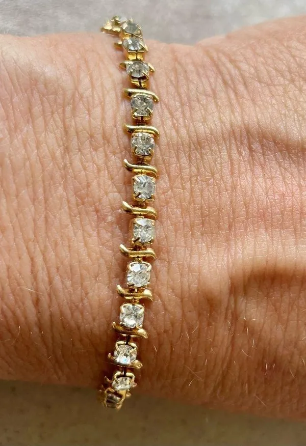 Gold rhinestone tennis bracelet - Image 2