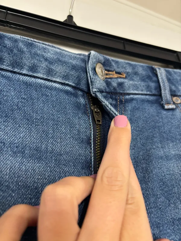 American Eagle Skinny Jeans - Image 2
