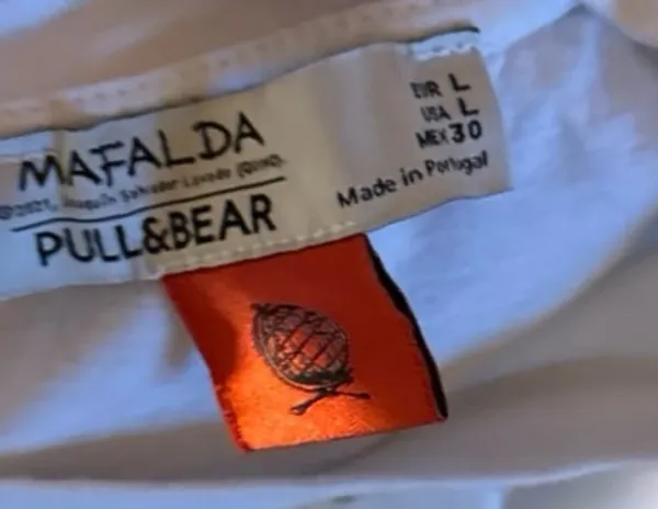 Mafalda Pull & Bear shirt  - Image 2
