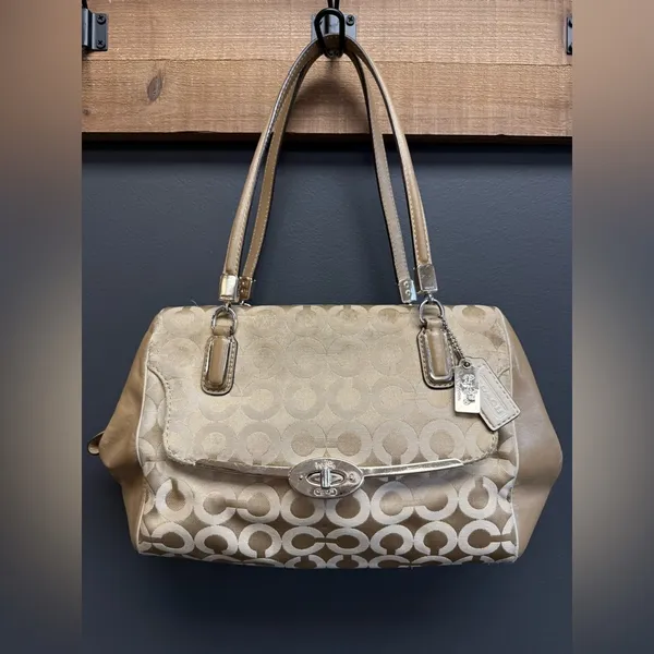 Coach 25638 Madison Madeline White and Gold Canvas Shoulder Bag - Image 2