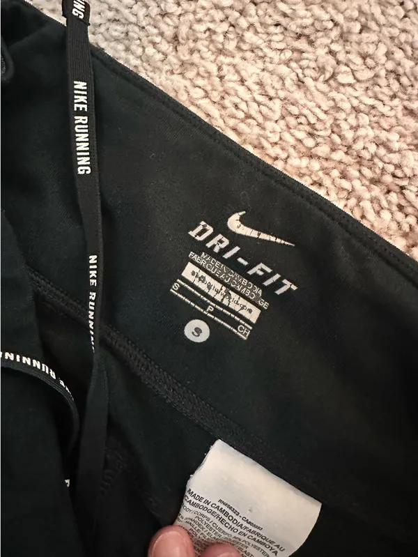 Nike Black Running Leggings Dri-Fit - Image 6