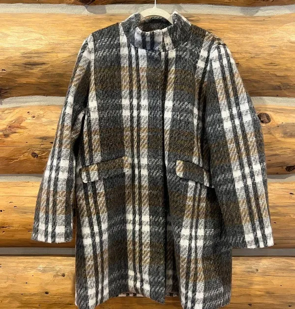 Women’s Faux-Wool Car Coat - Image 2