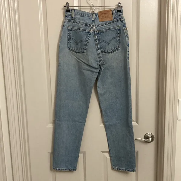 Vintage Levi’s Button Fly Taper Leg Jeans - Image 4
