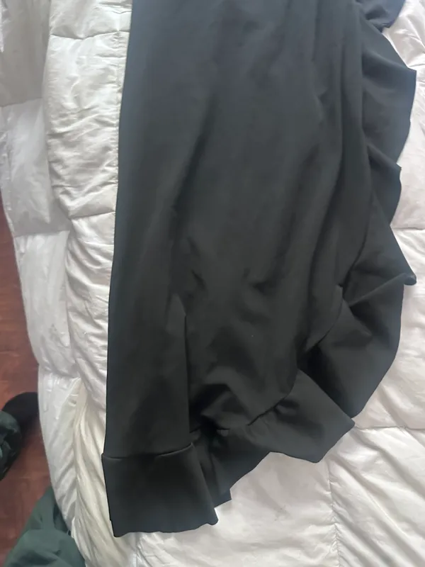 Black strapless rose ruffle maxi dress Size M - Image 4