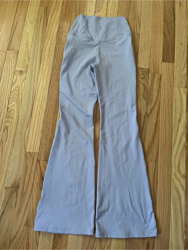 Gilly Hicks Lavender Flare Wide Leg Leggings Small Pilates Soft Girl Clean Girl - Image 4