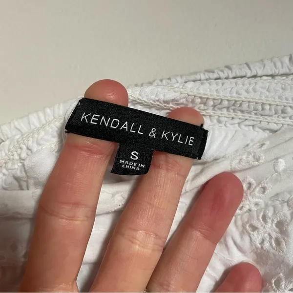 Kendall & Kylie White Eyelet‎ Mini Skirt - Image 3