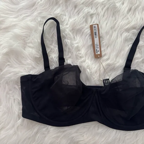 Skims Ultra Fine Mesh Strapless Bra Onyx Size 38DD - Image 3