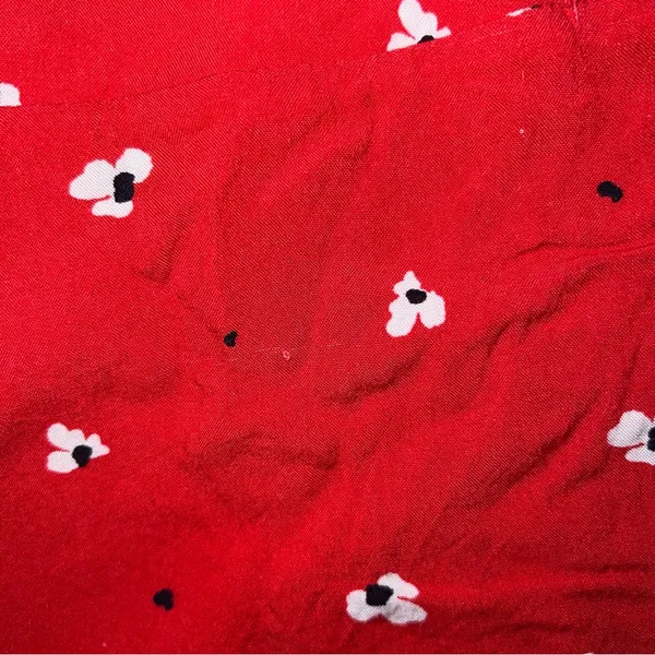 Sweet Rain red floral ruffle shorts. - Image 3