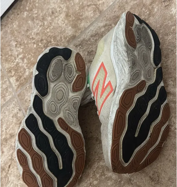 New Balance Sneakers - Image 3