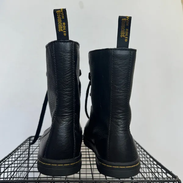 Dr. Martens Stratford Black Leather Floral Fold Down Boots Women’s 8 EU 39 - Image 7