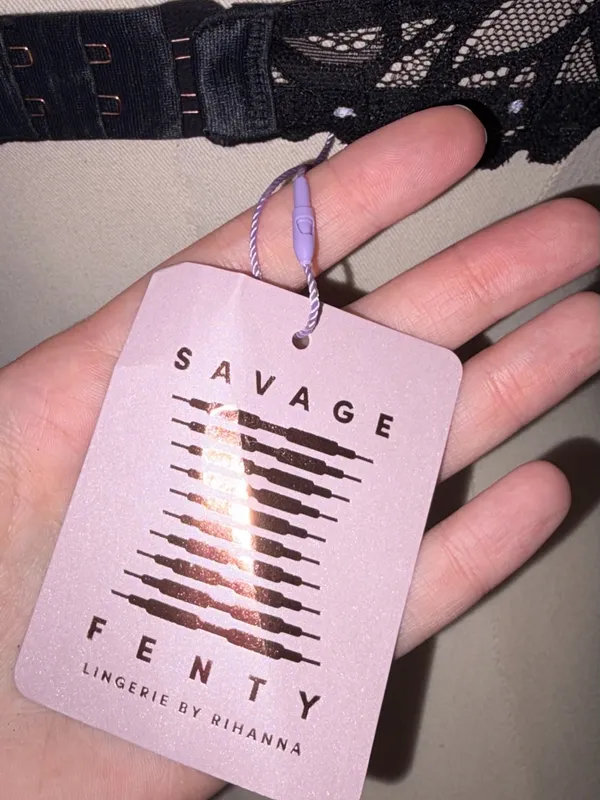 NWT-Savage X Fenty lace bra - Image 4