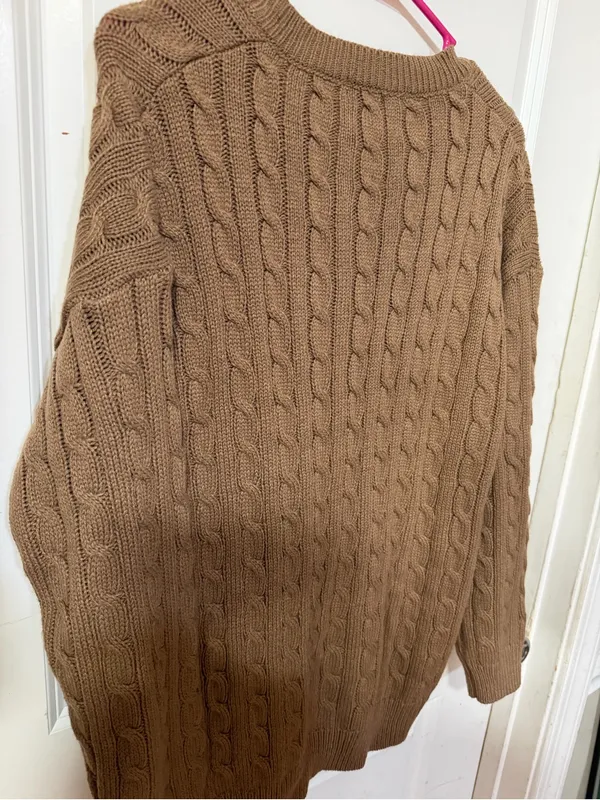 Love + Change Women's Brown Cable Knit V-Neck Sweater - Image 4