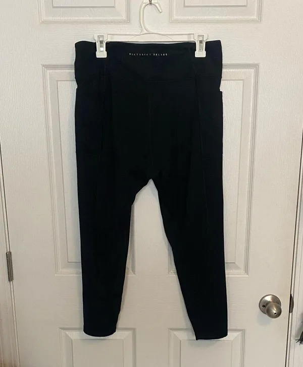Victorias Secret leggings - Image 3
