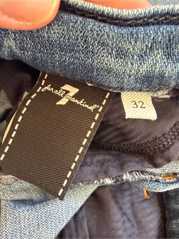7 For All Mankind The Original Bootcut Nova Jeans Size 32 Medium Wash - Image 5
