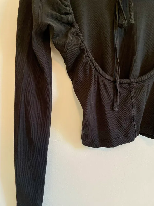 Lululemon Open Back Ribbed Long Sleeve Shirt - Image 8