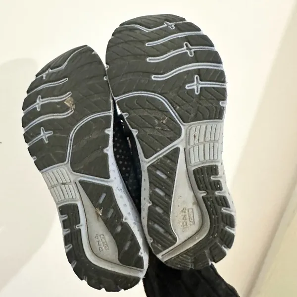 Brooks Glycerin 18 Running Shoes, Grey/Blue, Women's 6.5 running workout - Image 7