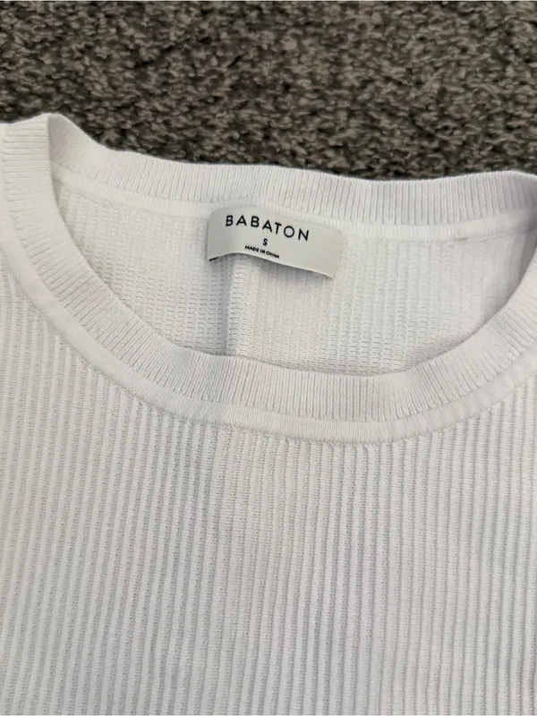 Aritzia Babaton White Ribbed Sleeveless Top - Image 2