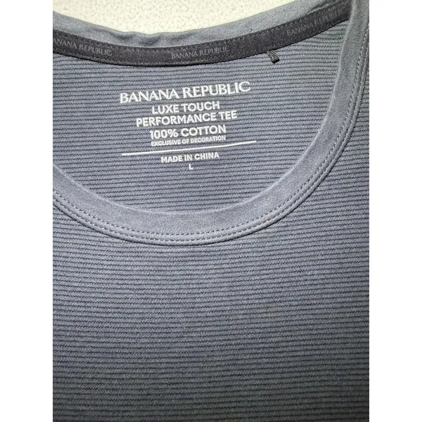 Banana Republic Luxe Touch Performance Tee L women’s Gray Cotton Logo Crew - Image 2