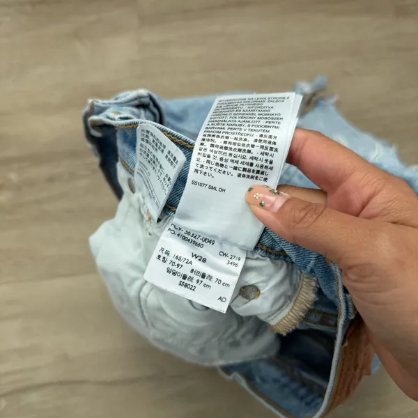 Levi’s Denim Shorts 501 - Image 10