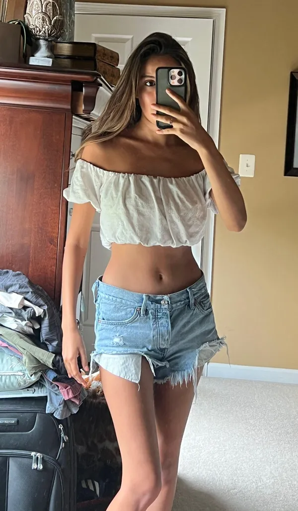 Cropped Off The Shoulder Shirt - Image 3
