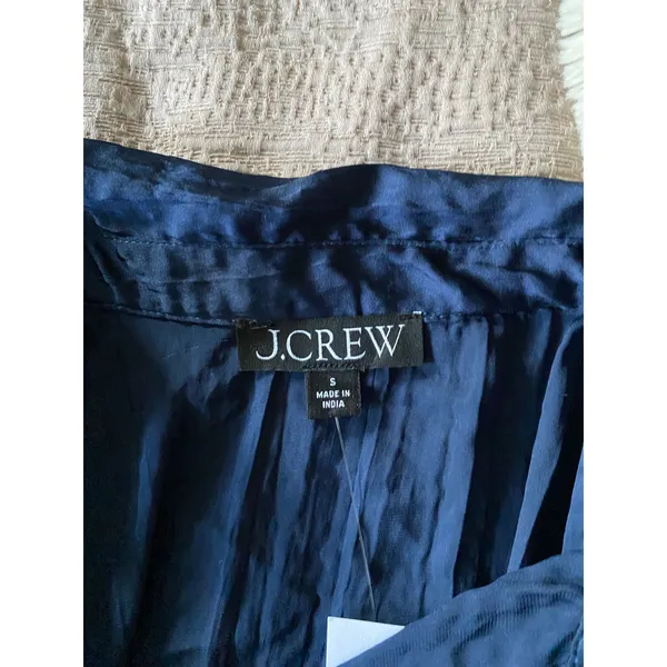 J. CREW NWT Crystal Embellished Navy Blue Shirt in Crinkle Satin Size Small - Image 5