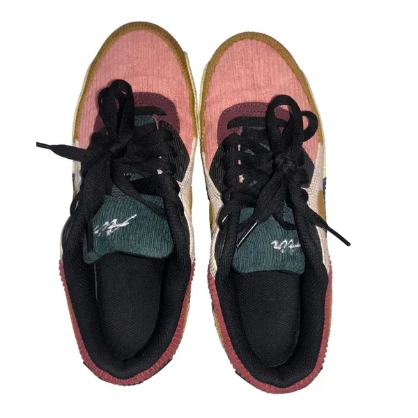 Nike Air Max 90 Corduroy Sneakers Womens Size 8 Fall Y2K Retro Sporty Streetwear - Image 4